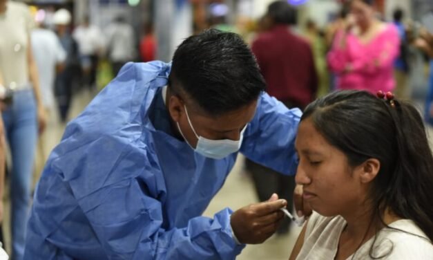 VACUNACIÓN CONTRA LA INFLUENZA LLEGA AL 67% EN SANTA CRUZ