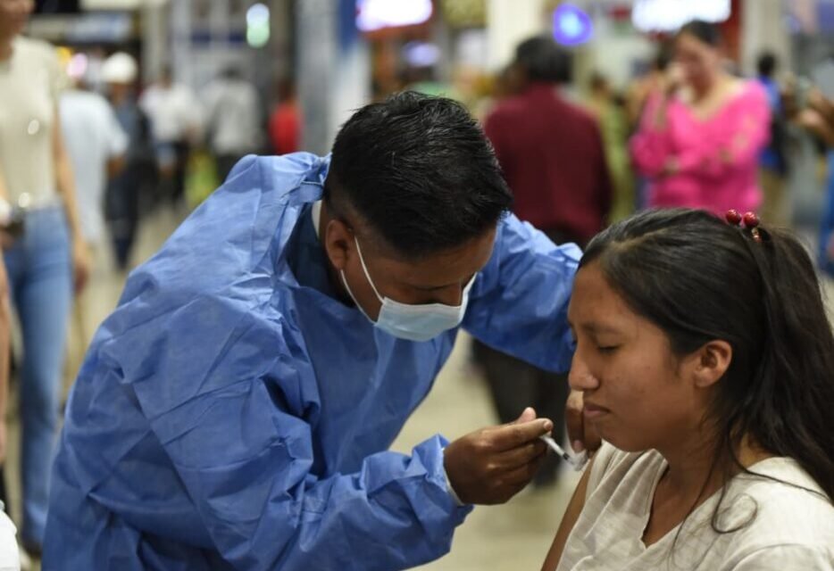 VACUNACIÓN CONTRA LA INFLUENZA LLEGA AL 67% EN SANTA CRUZ