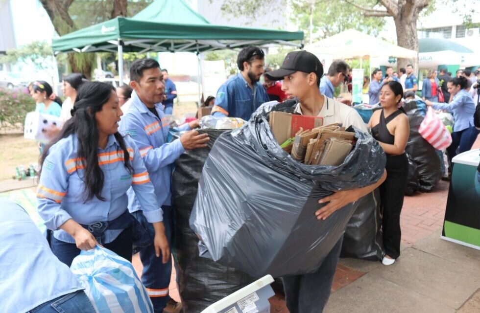 ECOFERIA DE RECICLAJE RECOLECTA 850 KILOS DE MATERIAL REUTILIZABLE EN EL DISTRITO 1