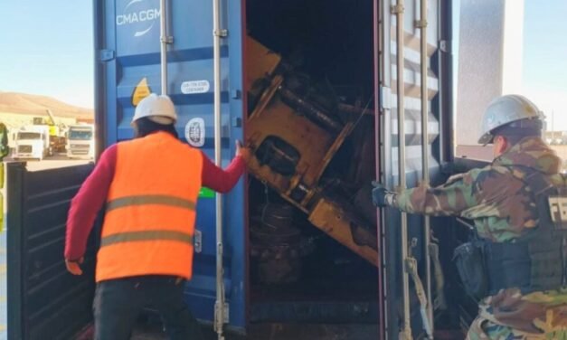INCAUTAN MÁS DE 123 KILOS DE COCAÍNA OCULTOS EN UNA EXCAVADORA QUE IBA RUMBO A LIBIA