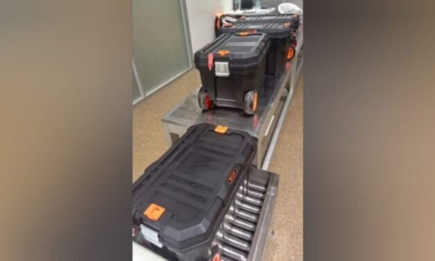 FELCC CONFIRMA EL HALLAZGO DE 189 KILOS DE ORO EN VIRU VIRU; HAY UN APREHENDIDO