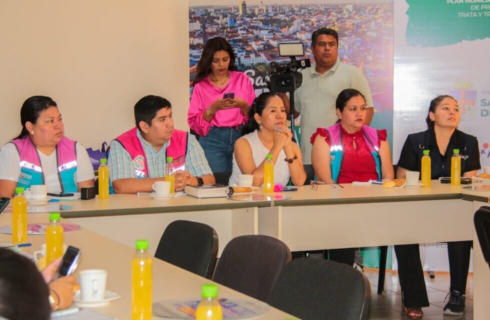 ALCALDÍA LANZA PLAN PARA PREVENIR LA TRATA Y TRÁFICO DE PERSONAS EN SANTA CRUZ
