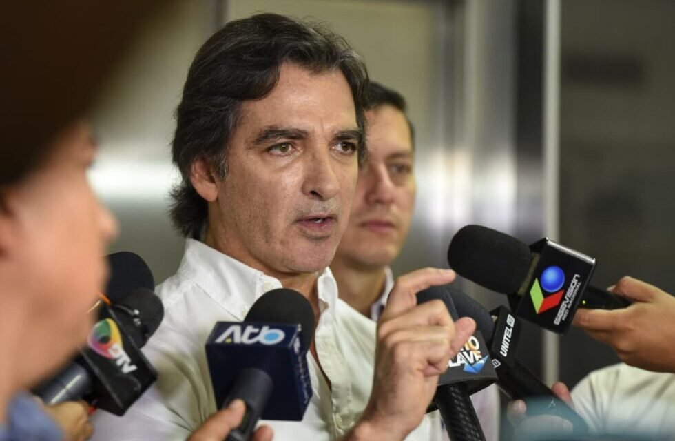 MAMÉN REVELA SUPUESTA REBAJA TRIBUTARIA A FAVOR DE JHONNY FERNANDEZ DURANTE GESTIÓN MUNICIPAL