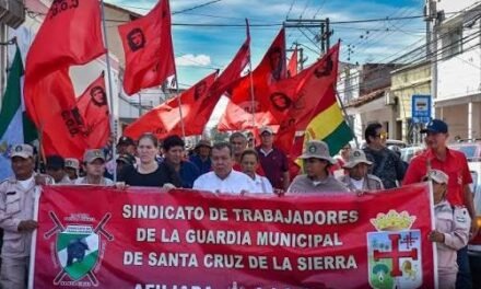 COD SANTA CRUZ RECHAZA EL DECRETO 5654 Y ANUNCIA CONSULTAS CON LOS SINDICATOS