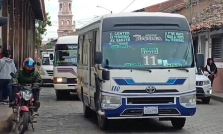 ALCALDE DE SANTA CRUZ DESCARTA INCREMENTO DEL PASAJE