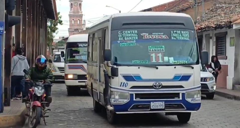 ALCALDE DE SANTA CRUZ DESCARTA INCREMENTO DEL PASAJE