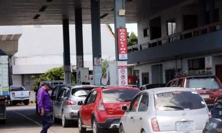 YPFB PREVÉ NORMALIZAR ABASTECIMIENTO DE COMBUSTIBLES HASTA FIN DE MES