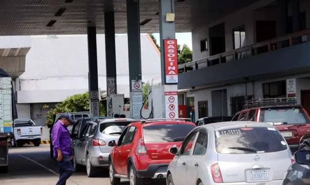YPFB PREVÉ NORMALIZAR ABASTECIMIENTO DE COMBUSTIBLES HASTA FIN DE MES
