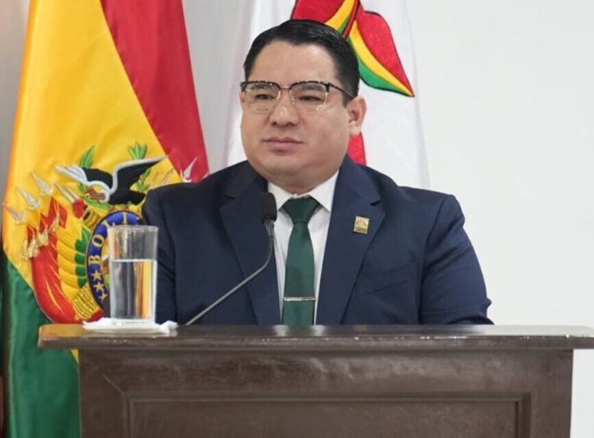 FISCALÍA IMPUTA A MAURICIO MEDINACELI POR EL CASO «GASOLINA BASURA»