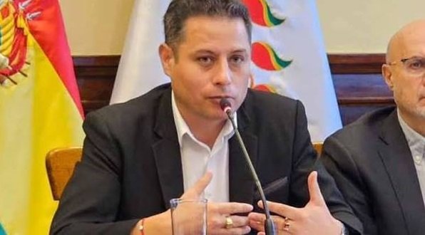 LARA CRITICA QUE EL PRESIDENTE DEL TSJ NO ASISTIERA AL DIÁLOGO POR LA CRISIS JUDICIAL