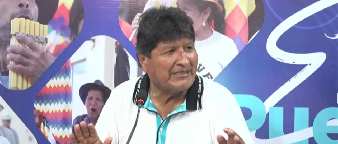 EVO ARREMETE CONTRA RODRIGO PAZ: LO ACUSA DE “ALCOHÓLICO Y DROGADICTO”