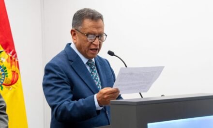 CASO ORO: OVIEDO CONFIRMA LLAMADA TRIPARTITA Y CONTRADICE VERSIÓN DE LA FELCC