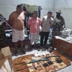 OPERATIVO ANTIDROGA EN VILLA TUNARI DEJA CINCO APREHENDIDOS, ENTRE ELLOS UN MILITAR