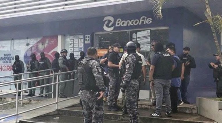CUATRO FUNCIONARIOS DECLARARON ANTE LA FELCC POR ATRACO ARMADO EN EQUIPETROL