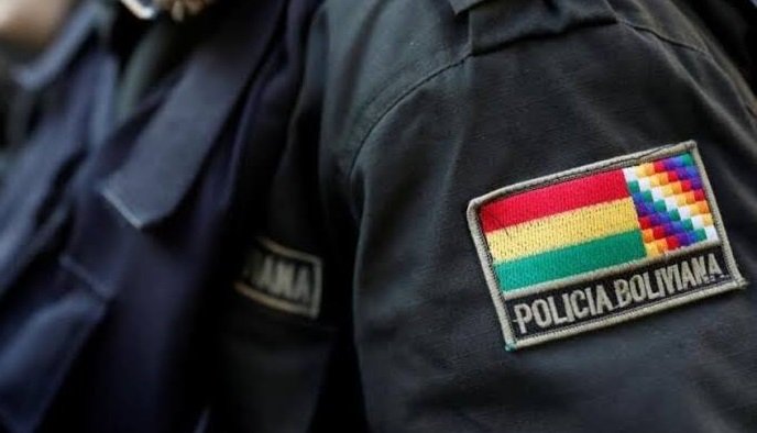 POLICÍAS ACUSADOS DE EXTORSIÓN ENFRENTARÁN PROCESOS PENAL Y DISCIPLINARIO