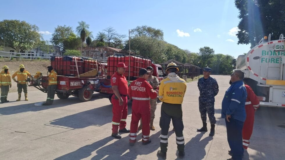GOBERNACIÓN COORDINA ACCIONES ANTE POSIBLE AVANCE DEL FUEGO HACIA OTUQUIS