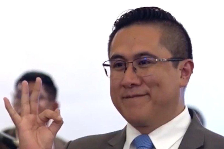 CHRISTIAN MORALES ASUME COMO NUEVO MINISTRO DE ECONOMÍA