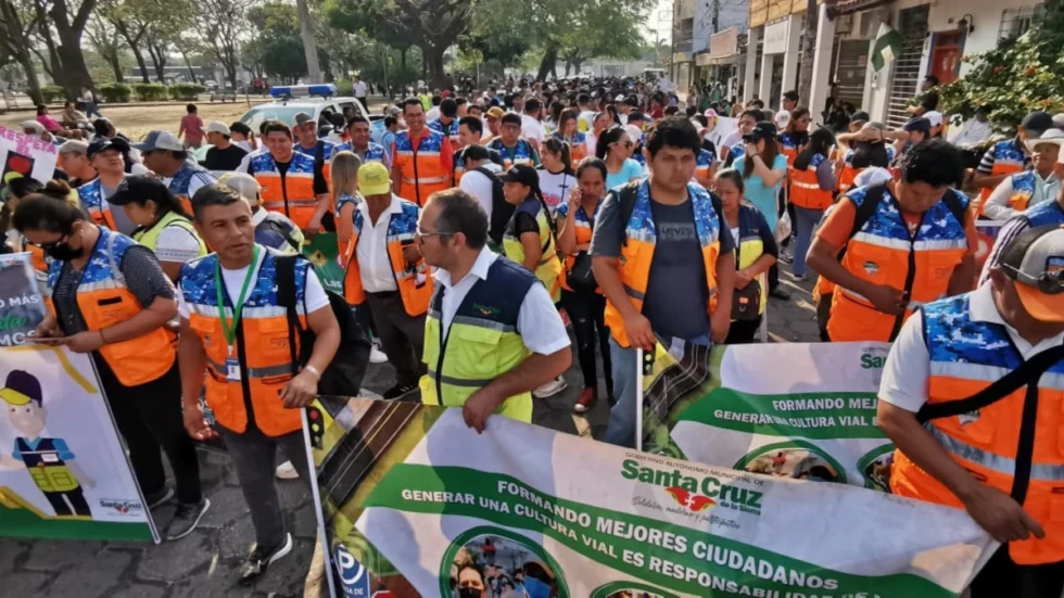 DÍA DEL PEATÓN: SANTA CRUZ ALISTA MARCHA Y FERIA EDUCATIVA