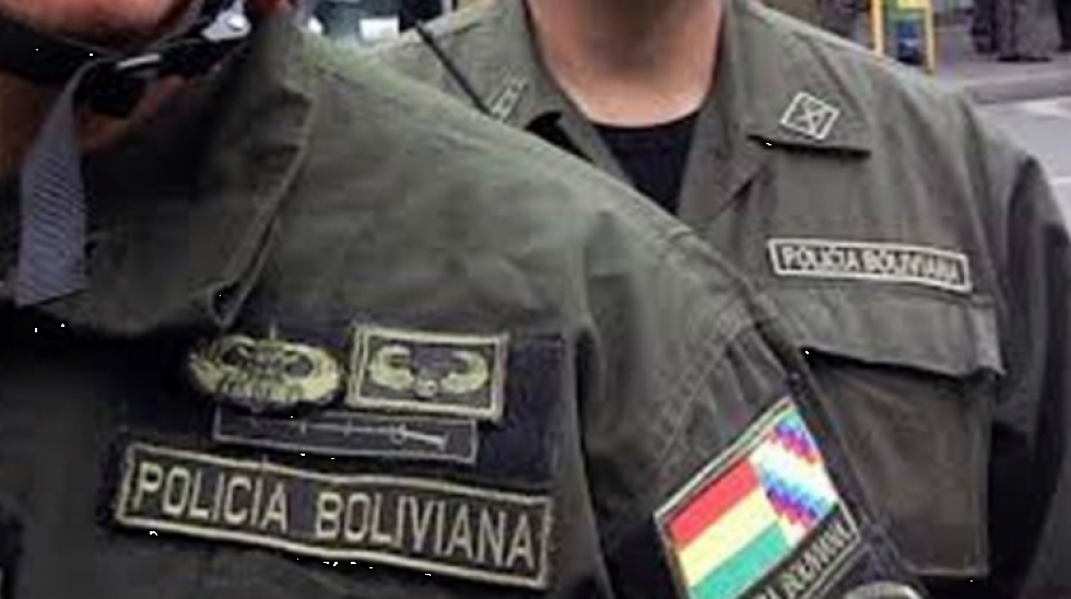 CUATRO POLICÍAS SON APREHENDIDOS POR PRESUNTA EXTORSIÓN EN MONTERO