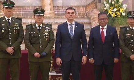 JAVIER ÁLVAREZ ASUME COMO COMANDANTE GENERAL DE LA POLICÍA TRAS RENUNCIA DE SOKOL