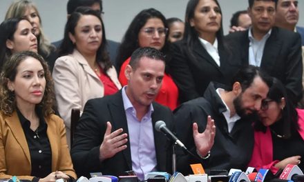 BANCADA DE LIBRE RESPALDA A LA FISCALÍA Y PIDE A LA POLICÍA NO INTERFERIR EN EL CASO CERIMEDO