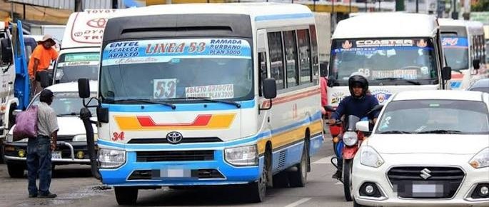 FALTA DE COMBUSTIBLE REDUCE AL 40% LAS OPERACIONES DEL TRANSPORTE URBANO