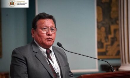 HÉCTOR FRANCISCO HUANCA ASUME COMO NUEVO CANCILLER DE BOLIVIA
