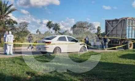 HALLAN ABANDONADO EL VEHÍCULO QUE ESTARÍA VINCULADO AL CRIMEN EN LA AVENIDA BUSCH