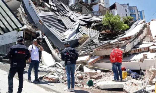 TERREMOTO DE 7,4 SACUDE COLOMBIA Y DEJA AL MENOS 111 MUERTOS Y 87 HERIDOS