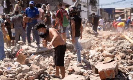 BOLIVIANA EN BOGOTÁ CUENTA EL TEMOR QUE VIVIÓ DURANTE EL SISMO EN COLOMBIA