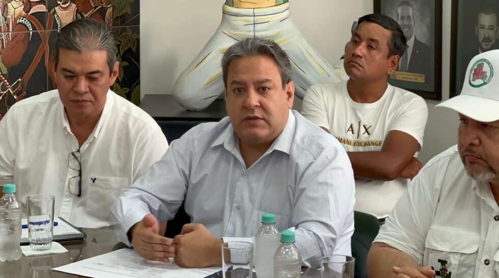 GOBIERNO DESCARTA ABROGAR DECRETO DEL DIÉSEL Y ANUNCIA AJUSTES TRAS RECLAMOS DEL SECTOR PRODUCTIVO