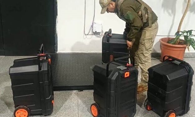 FISCALÍA CONFIRMA TRASLADO DE 189 KILOS DE ORO A LAS BÓVEDAS DEL BCB