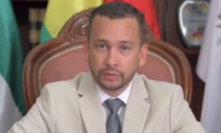 SAUCEDO ANUNCIA REESTRUCTURACIÓN DE JUZGADOS PENALES EN SANTA CRUZ
