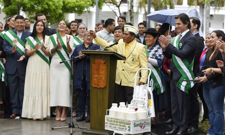 ‘MAMÉN’ CEDE EL PROTAGONISMO A DON CRUZ EN LA APERTURA DEL MES CÍVICO DE SANTA CRUZ