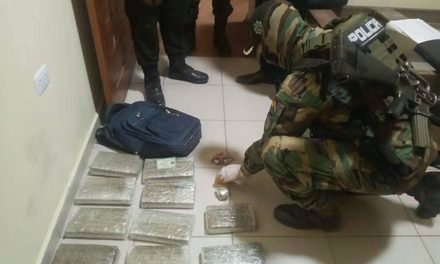 BRASILEÑO ES APREHENDIDO EN PANDO TRAS HALLAZGO DE COCAÍNA, MARIHUANA Y UN ARMA