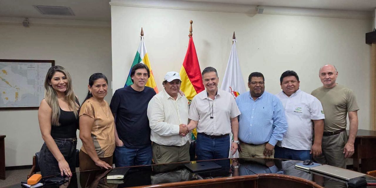 GOBIERNO Y TRANSPORTISTAS DE FLOTAS LLEGAN A UN ACUERDO Y DESCARTAN PARO