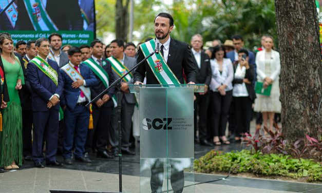 VELASCO PLANTEA UNA AGENDA DE AUTONOMÍA Y DESARROLLO