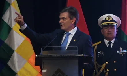 PAZ DICE QUE EL CRÉDITO DEL FMI PERMITIRÁ ACCEDER A MÁS DE $US 7.000 MILLONES
