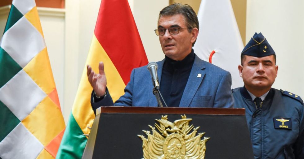 PAZ ANUNCIA NUEVA LEY DE ELECTRICIDAD Y REFORMAS PARA HIDROCARBUROS