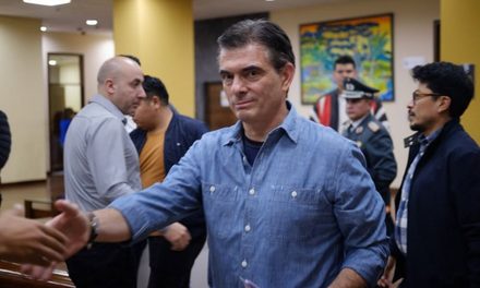 RODRIGO PAZ PIDE INVESTIGAR A FONDO A SU EXASESOR Y LAMENTA HABER CONFIADO EN ÉL