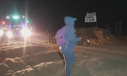 CUATRO CAÑADAS LEVANTA BLOQUEO TRAS ACUERDO CON EL GOBIERNO Y FIJAN 72 HORAS PARA INSTALAR MESAS DE DIÁLOGO