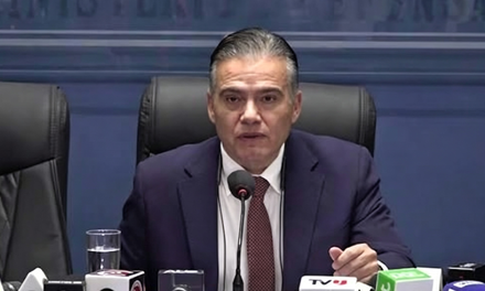 MINISTRO JUSTINIANO ANUNCIA DIÉSEL A BS 9,80 Y HASTA 2.500 LITROS PARA PEQUEÑOS PRODUCTORES