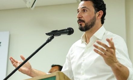 GOBERNADOR VELASCO PLANTEA QUE YPFB DEJE DE IMPORTAR Y COMERCIALIZAR COMBUSTIBLES SUBSIDIADOS