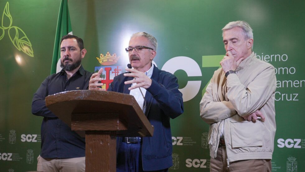 GOBERNACIÓN PRESENTARÁ AL GOBIERNO UNA PROPUESTA PARA REORDENAR EL SISTEMA DE SALUD EN SANTA CRUZ