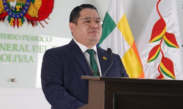FISCAL GENERAL CONVOCA A SUMAR FUERZAS CON EL MINISTERIO DE GOBIERNO Y LA POLICÍA NACIONAL ANTE LA VIOLENCIA CRIMINAL EN BOLIVIA