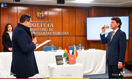 ÁLVARO ARIAS ASUME LA ADUANA Y PROMETE “DESMONTAR” LA BUROCRACIA