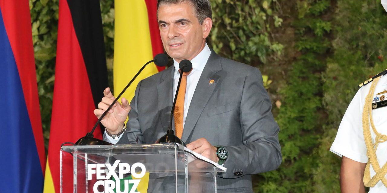 PAZ ANUNCIA BS 1.300 MILLONES, HUB VIRU VIRU Y BS 50 MILLONES PARA FEXPOCRUZ