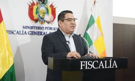 FISCAL MARIACA RECONOCE A DIEGO ÁVILA COMO PRESIDENTE EN EJERCICIO DURANTE AUSENCIA DE PAZ Y LARA