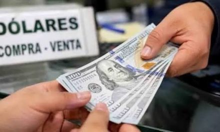 BCB FIJA EL DÓLAR EN BS 9,83 Y LA COTIZACIÓN PARALELA SIGUE POR ENCIMA DE LOS BS 10
