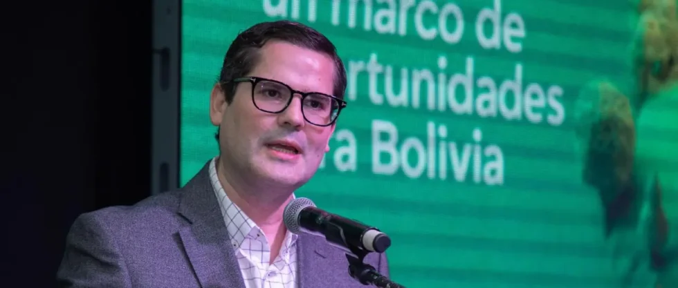 CAINCO CUESTIONA “SINCERAMIENTO A MEDIAS” Y ADVIERTE QUE INTERVENCIÓN A YPFB NO RESOLVERÁ FALTA DE DIÉSEL